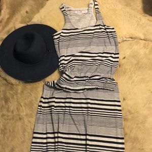 Carve design striped long dress
